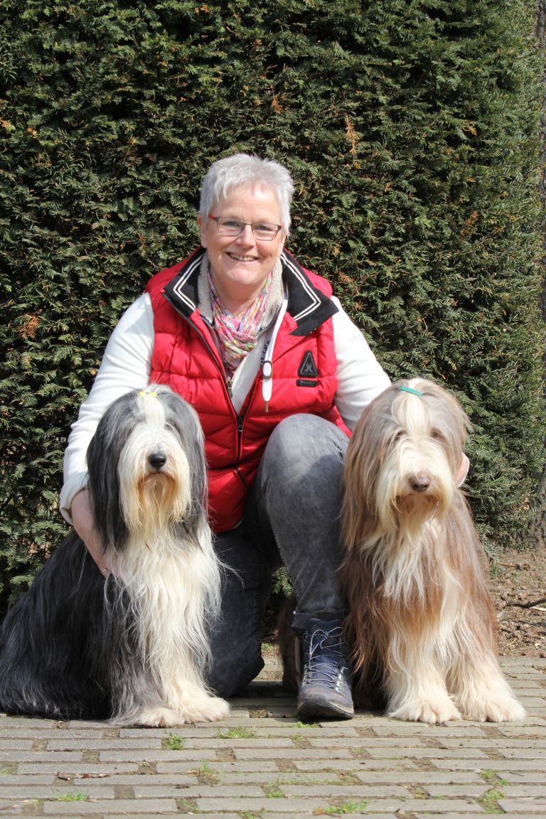 Charlotte mit Amy und Carlson